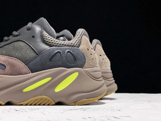 Adidas Yeezy 700 EE9614 